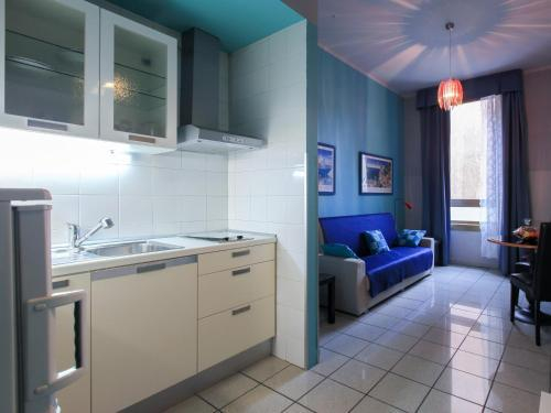 with FREE PARKING - con Parcheggio incluso - The Boheme Navigli - Quiet & comfy vintage Junior Suite