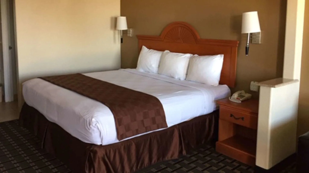 Motel 6 Tyler, TX