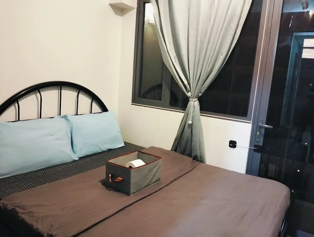 Mall of Asia - Cheap Accommodations