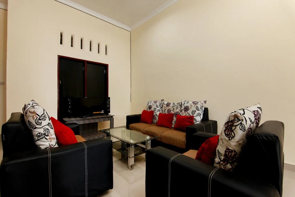 Mh Homestay by OYO Rooms