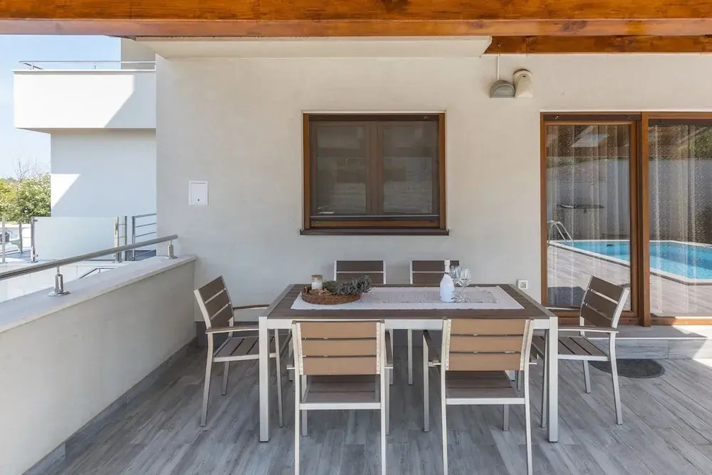 Apartment in Banjole Near Volme Beach
