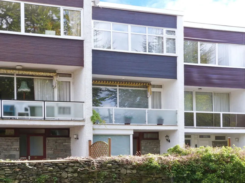 Lakes Hotel & Spa Apartments