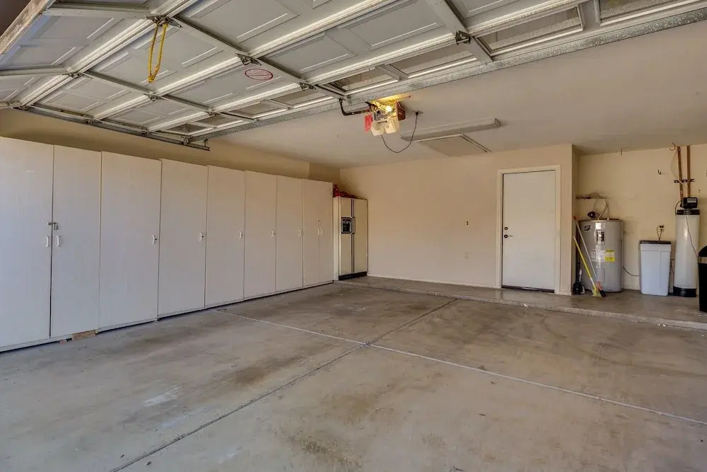 Updated waterfront home w/ private Heated pool & garage. Near Arrowhead shops! by RedAwning, Glendale