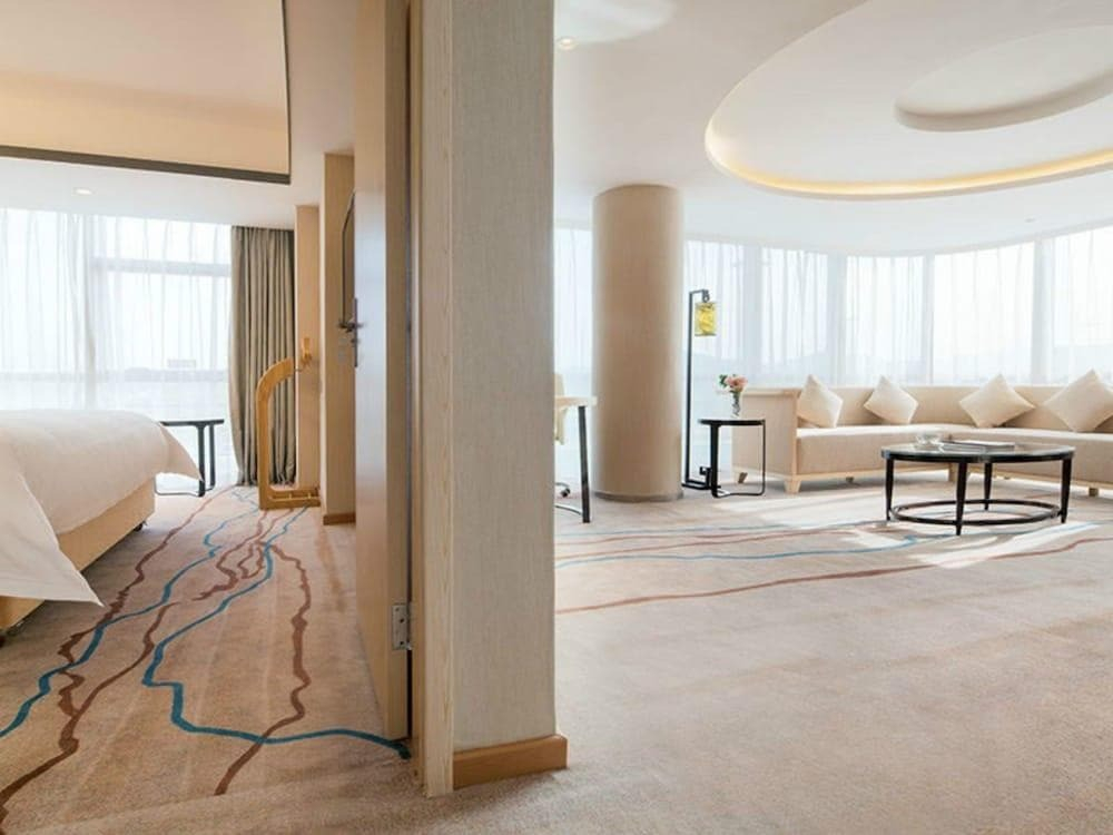 Master Hotel Wenjindu