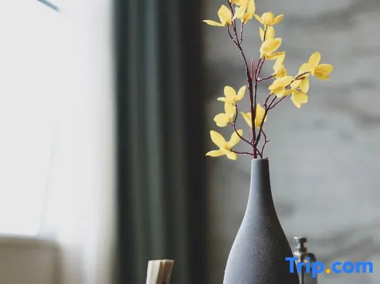 Tianzhou International Hotel(Baise Intifada Memorial)