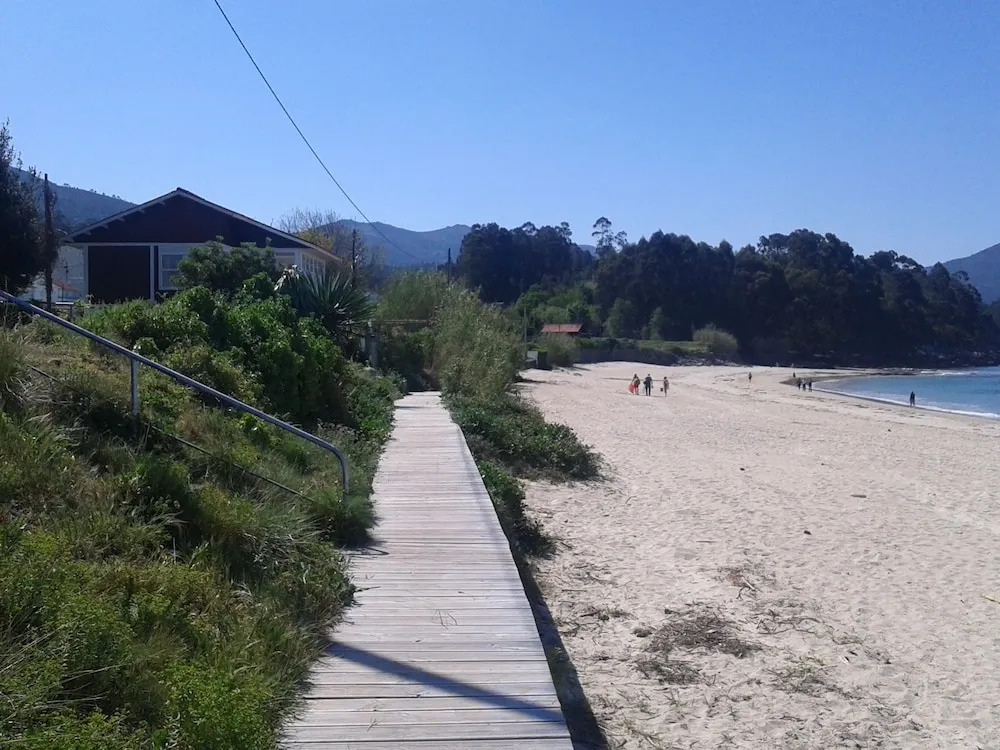 Cozy Holiday Home in Porto do Son near Beach