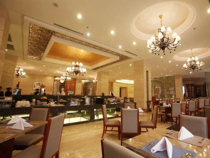 Shine Glory Hotel