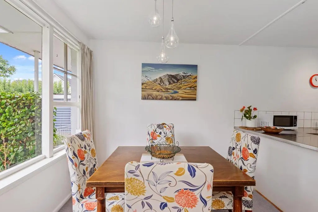 Office Road Residence