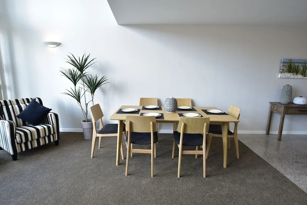 Modern Two Bedroom Epsom Apartments