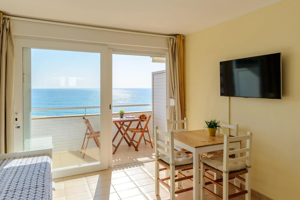 Apartment With one Bedroom in Lloret de Mar, With Wonderful sea View, Furnished Terrace and Wifi - Near the Beach