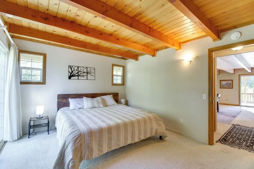 Play Golf & Unwind! Pine Mountain Lake Family Home
