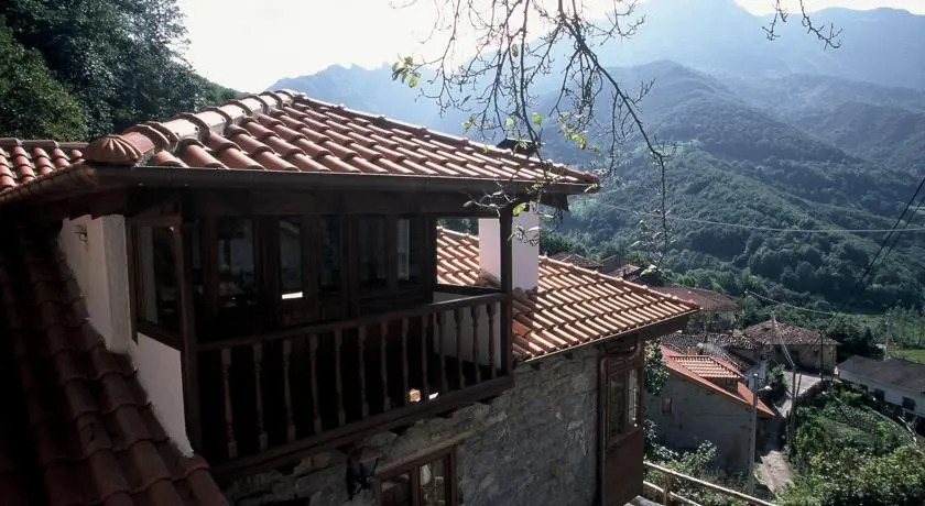 Casa Rural La Tilar