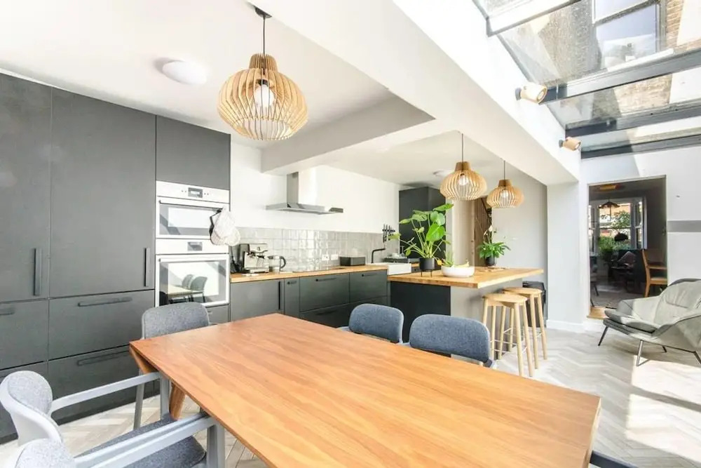 Beautiful, Modern 3 Bed With Garden In West Green