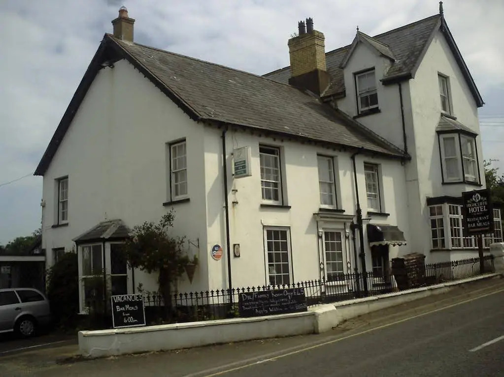 Rooms at The Highcliffe