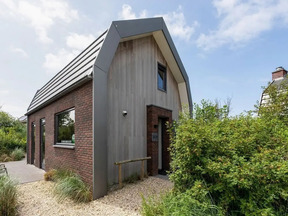Holiday home with sauna