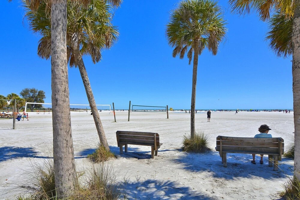 New Listing! Tropical Getaway - Steps To Sand 1 Bedroom Apts