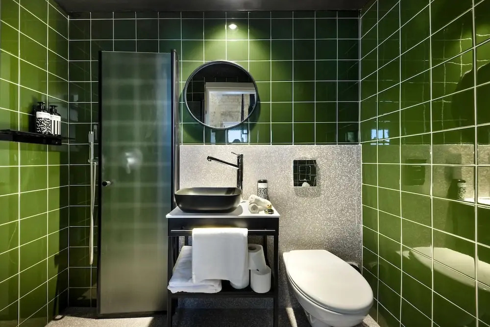 Pixel - by Loginn Tel-Avivian hotels