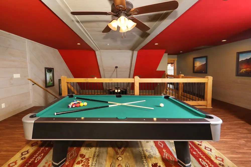 Aqua Paradise - Six Bedroom Chalet