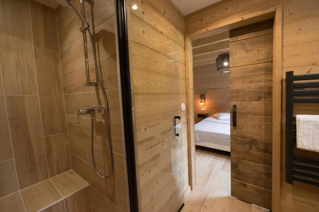 TOUT NEUF - Chalet Pébie 8 à 10 pers avec sauna