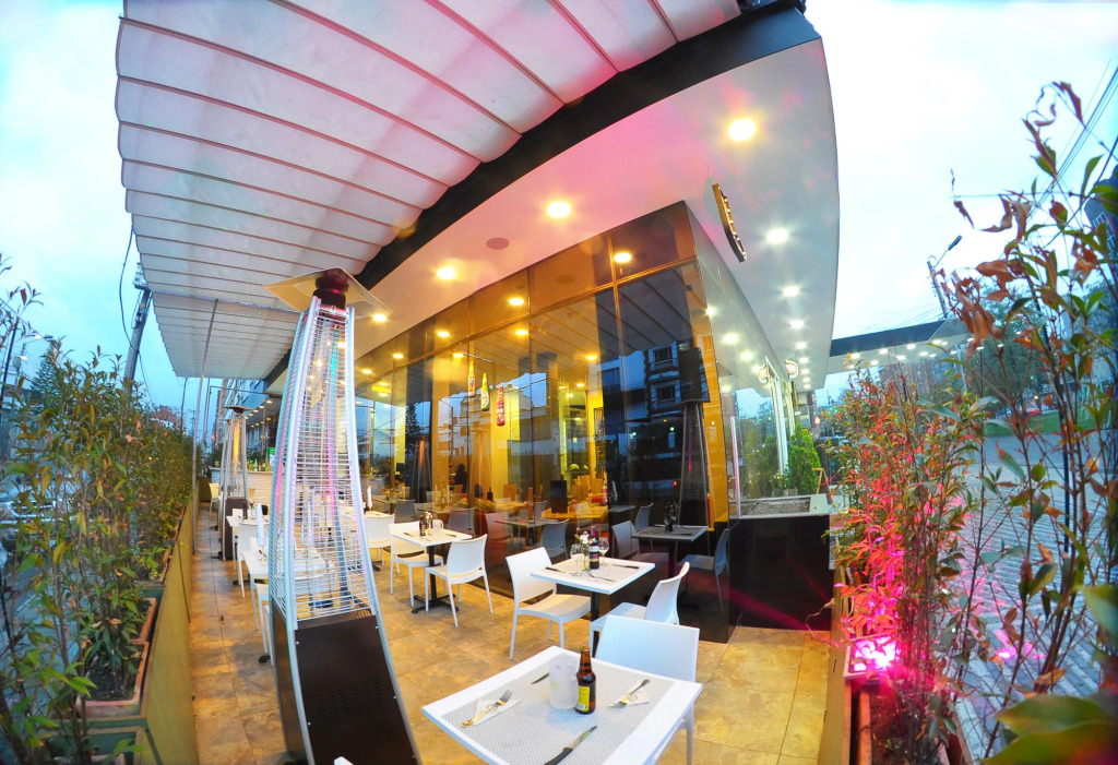 Boutique City Center 2