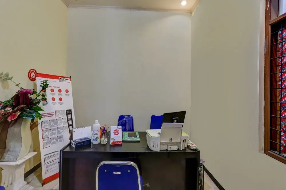 Permata House by OYO Rooms