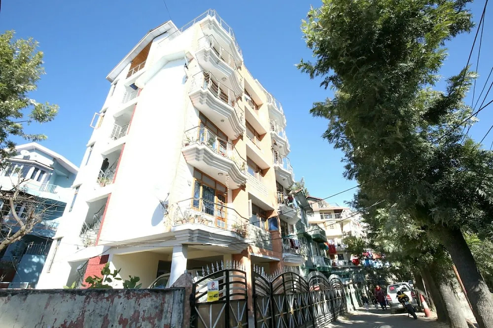 OYO 10406 Home Luxury 3BHK New Shimla