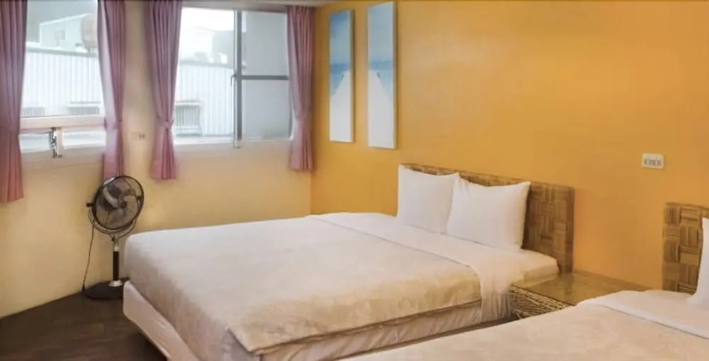 Xinyu Holiday Inn