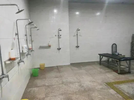Changcheng Business Hostel