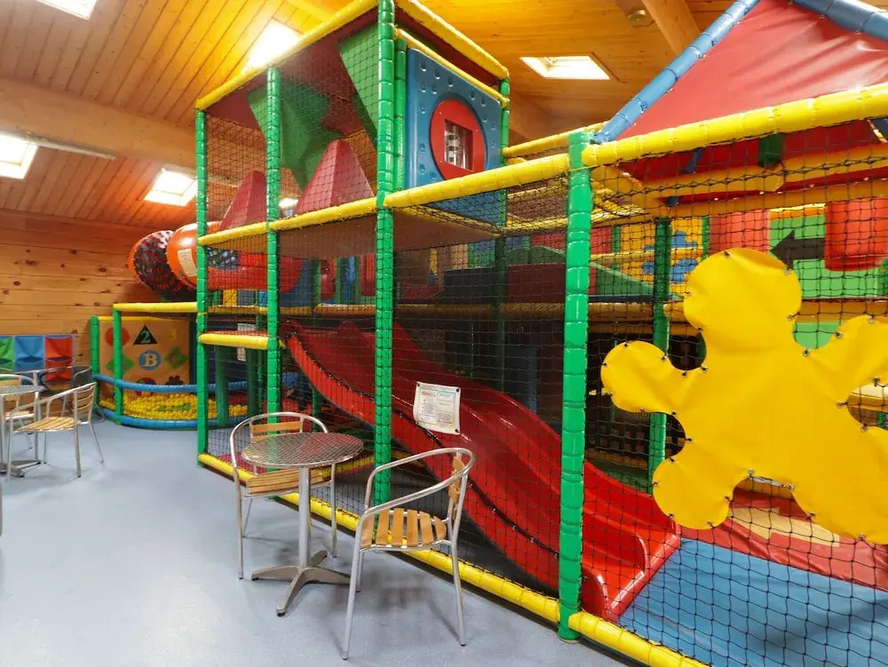 13 Gower Holiday Village