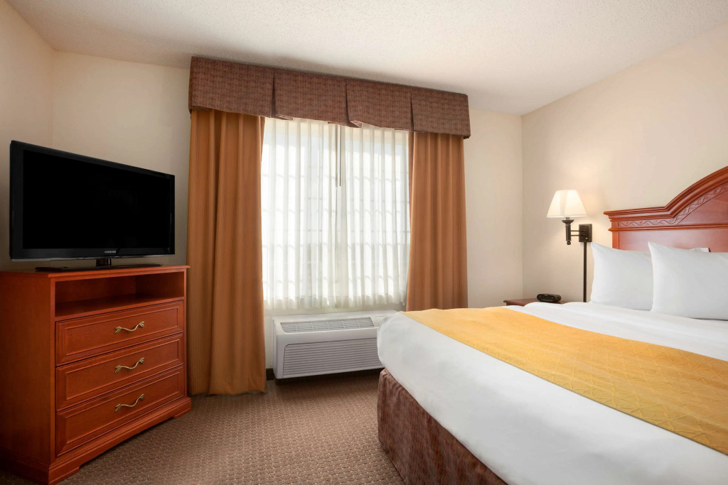 Diamond Jo Casino & Hotel
