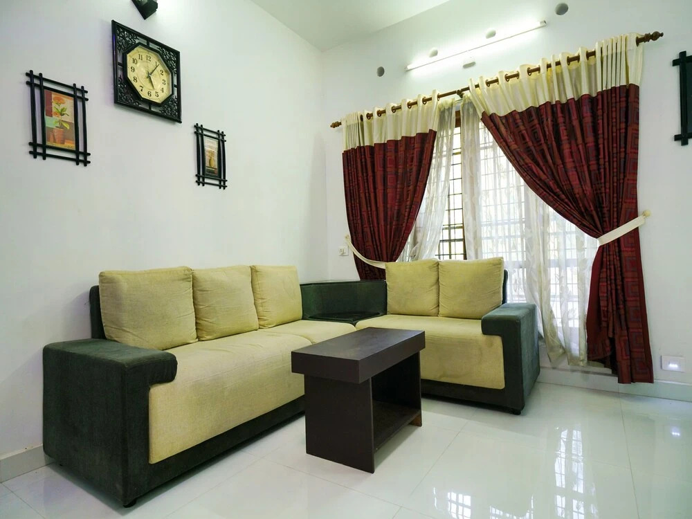 OYO 16158 Firdows Homes Adimali