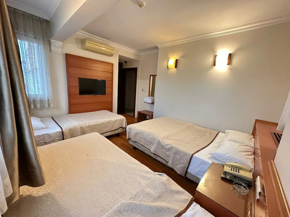 Hotel Nayla