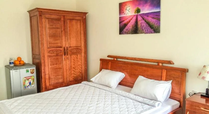 B & B Accommodation Service