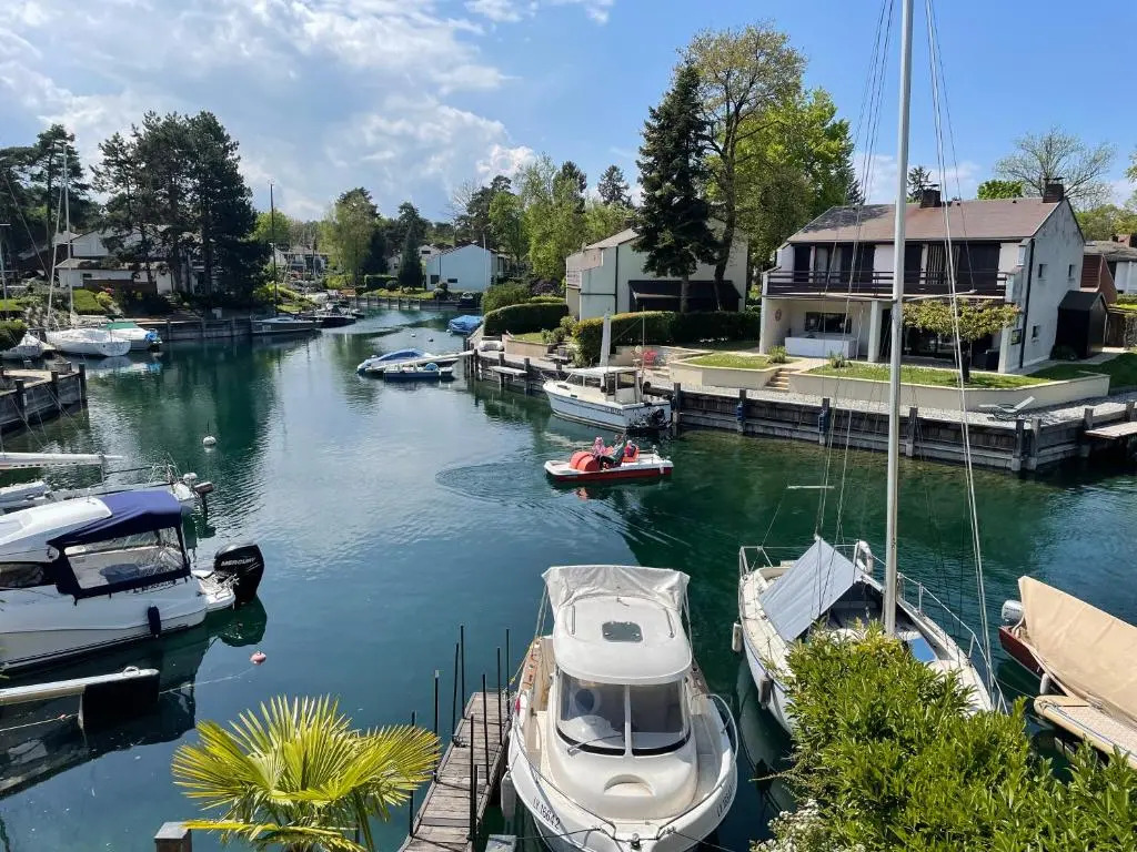 Port Ripaille, Les Grebes 24