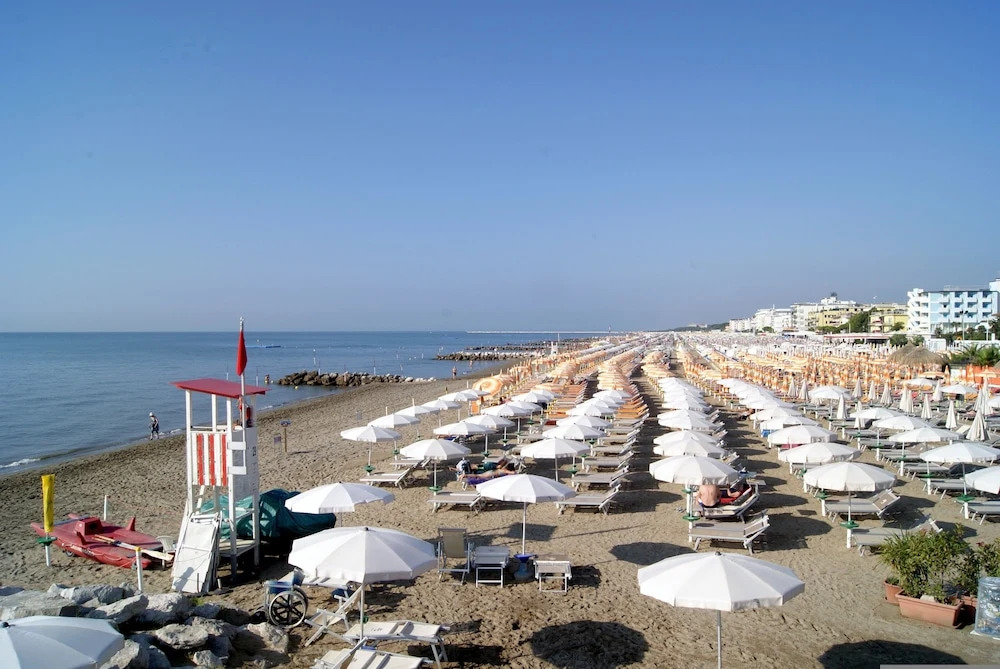 Renovated Apartment With sea View Terrace