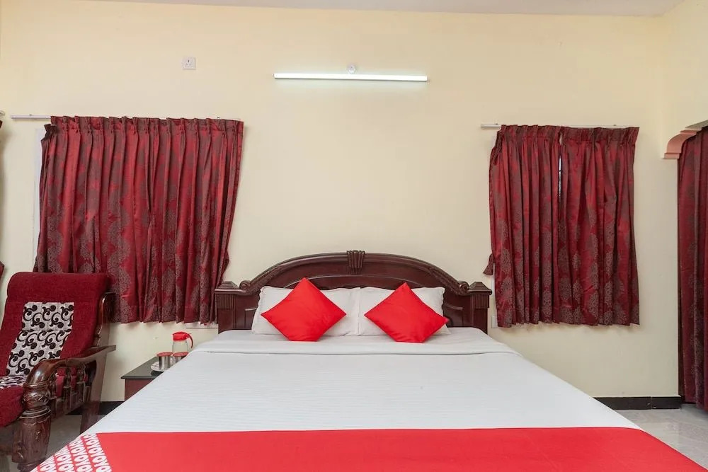 Oyo 15990 Deepam Resort