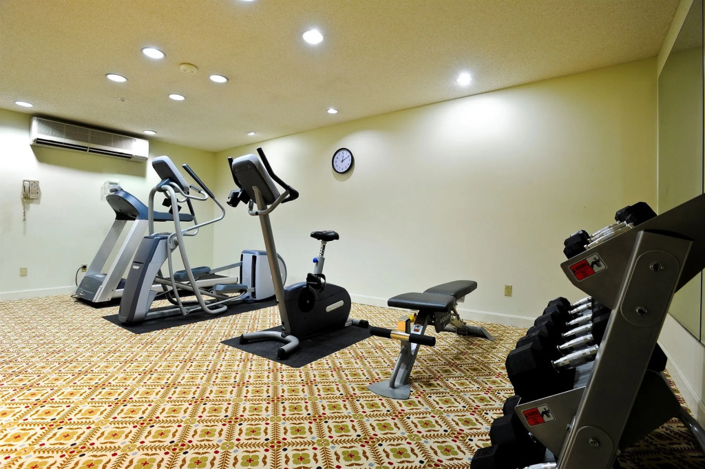 The Farmington Inn and Suites