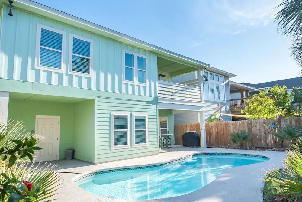 Gone Coastal 3Br Home