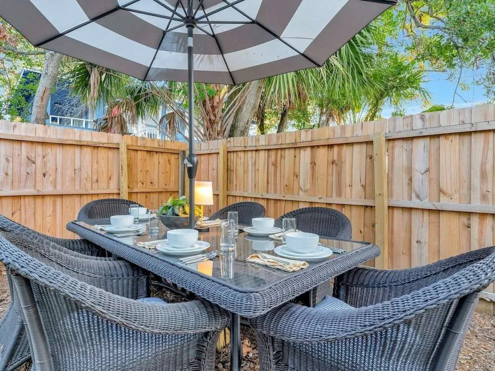 Highland House St. Pete