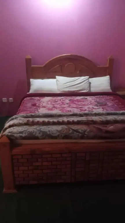New Tourist Inn