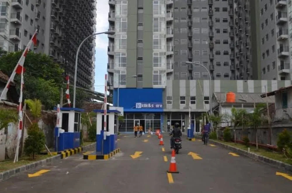 OYO 2396 Apartment Grand Asia Afrika By Prisma