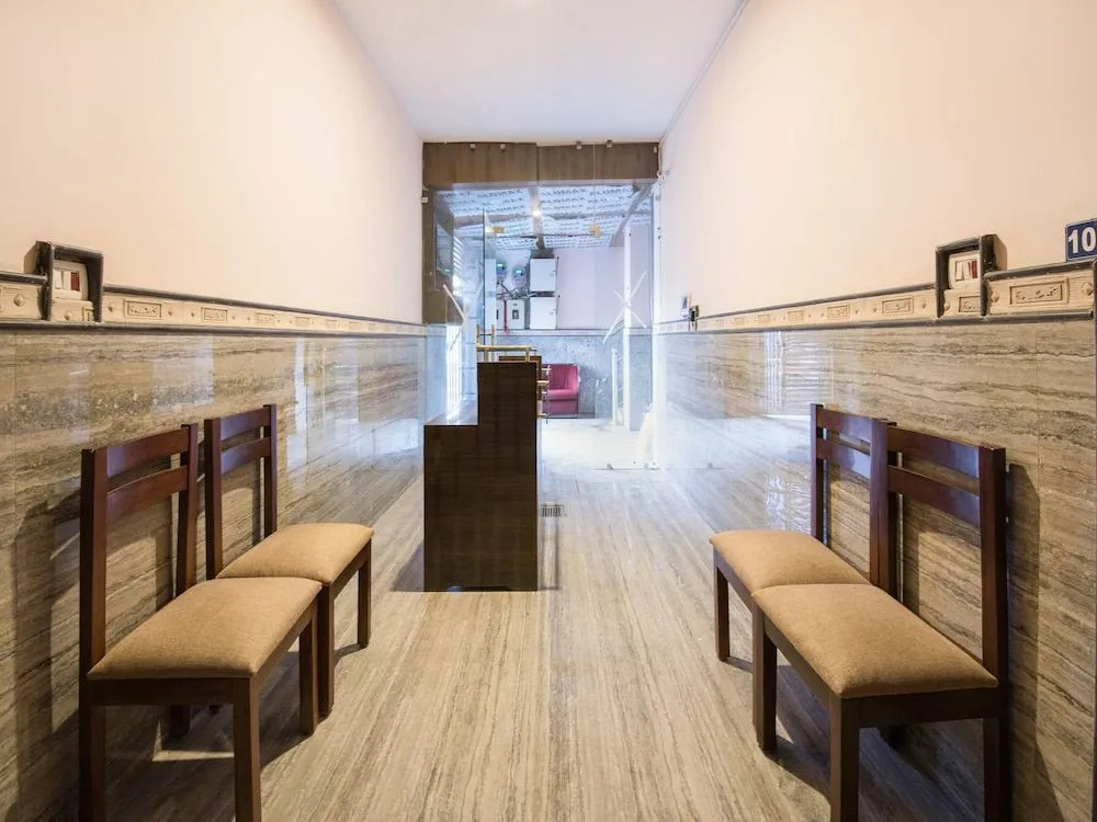 OYO 16093 Flagship Krishna Residency
