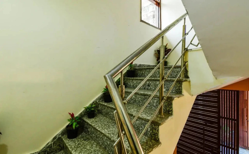 Hotel High Sky By OYO Rooms