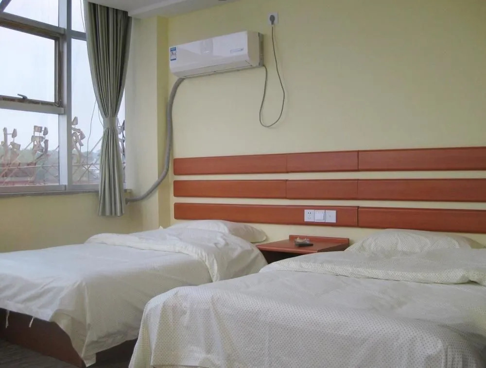 Yi Jia Express Hotel Penglai Haigang