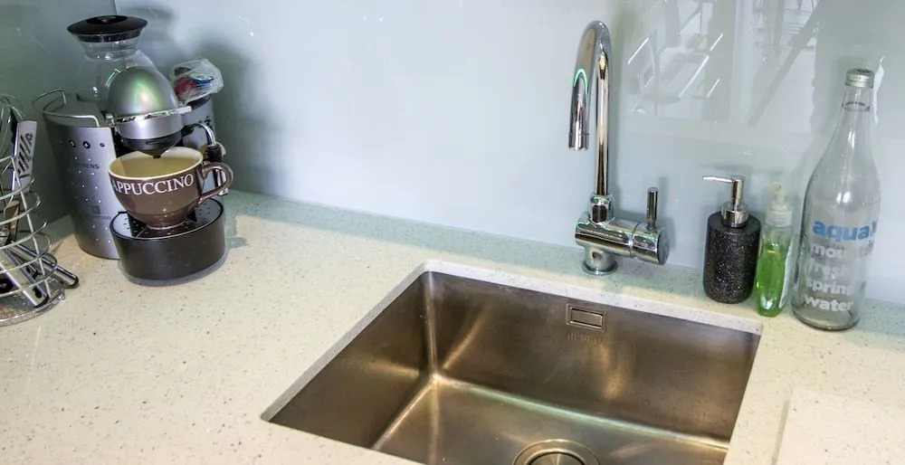 Trendy 1-BR City Center Apt