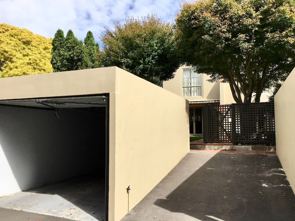 Simple Accommodation, Great Location