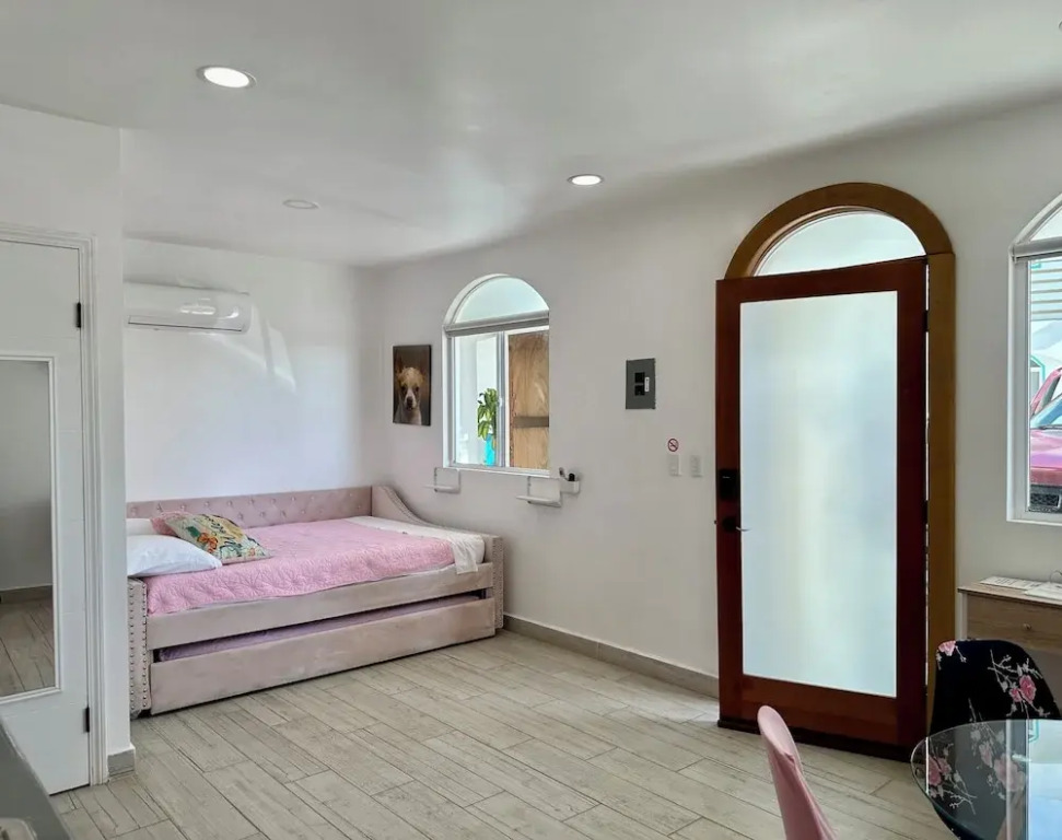 Las Mariposas Mini Suites