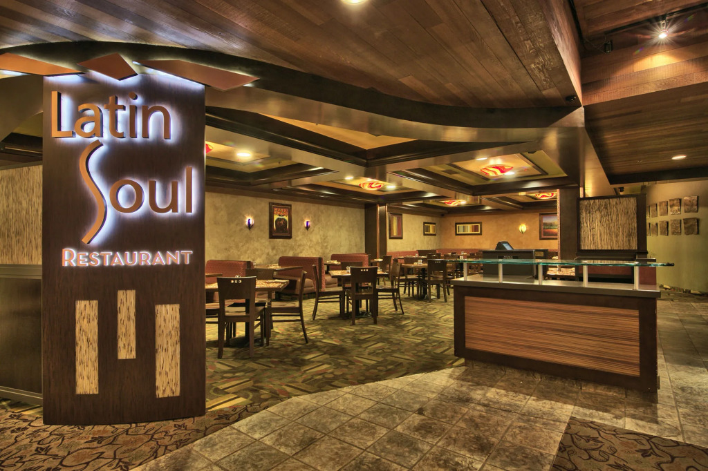 Lakeside Inn and Casino
