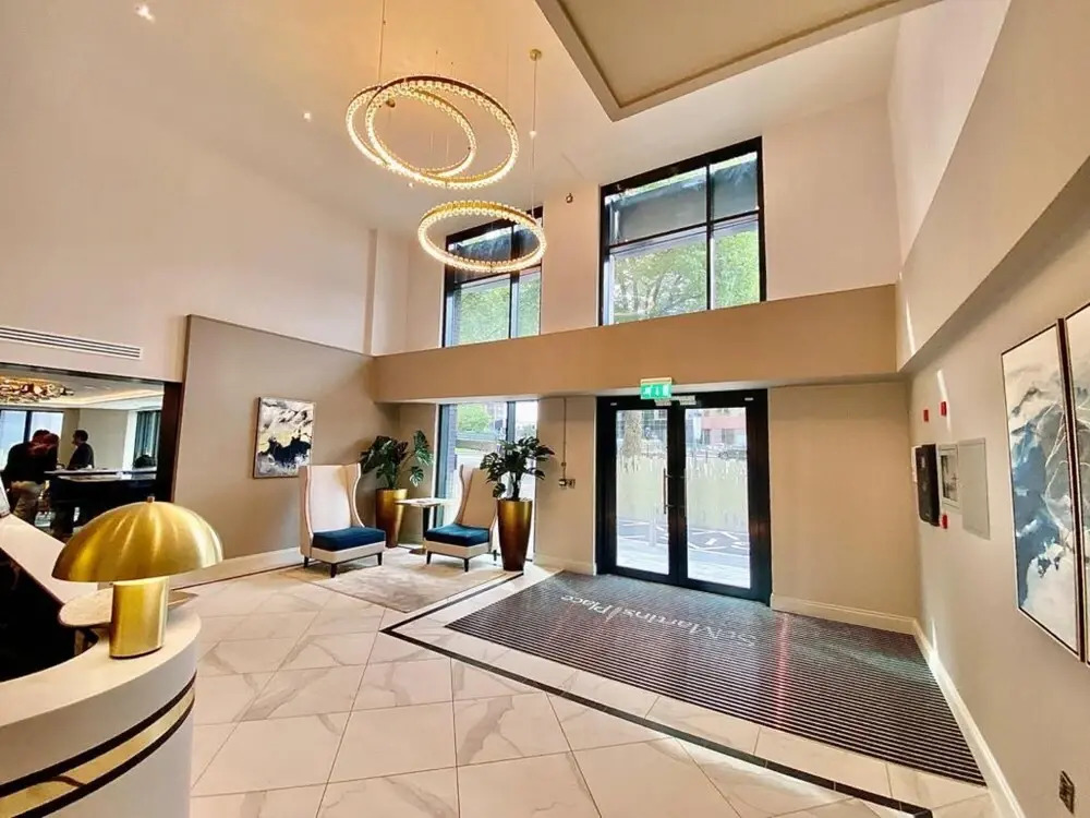 Luxurious 2 BR Apartment - Gym and Cinema room - Birmingham City Centre