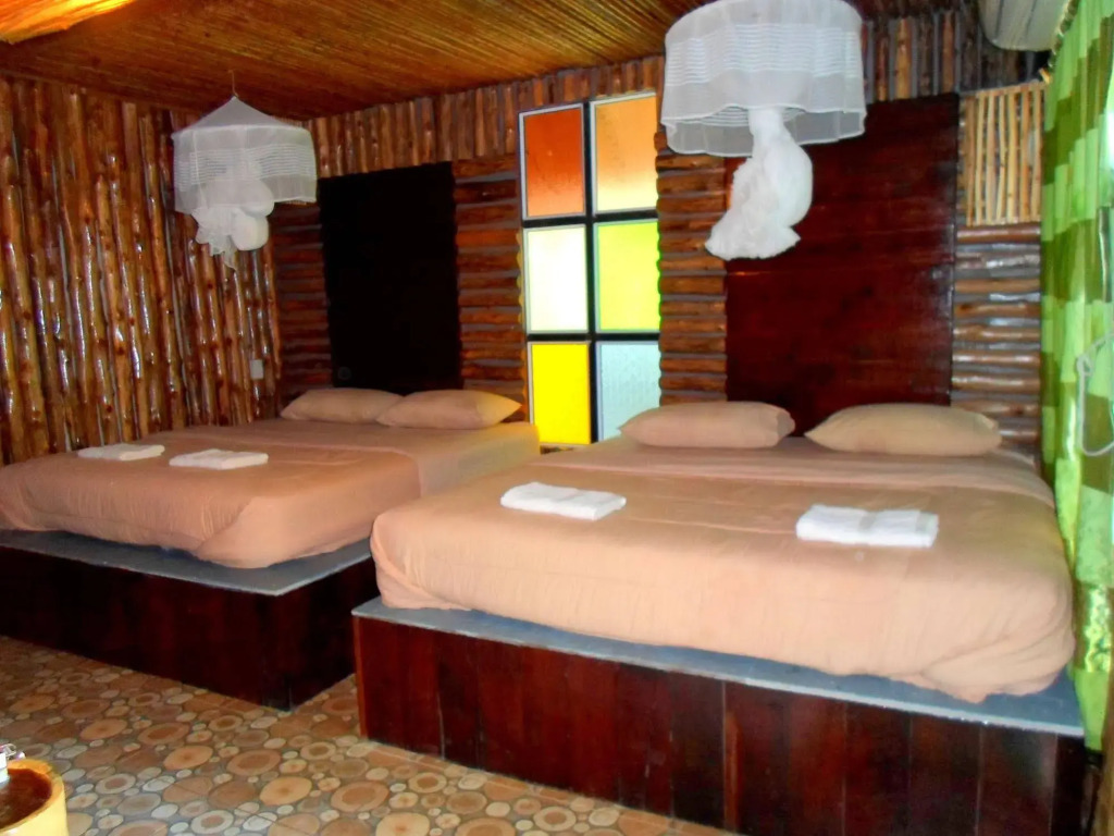 Khao Sok Tree House Resort